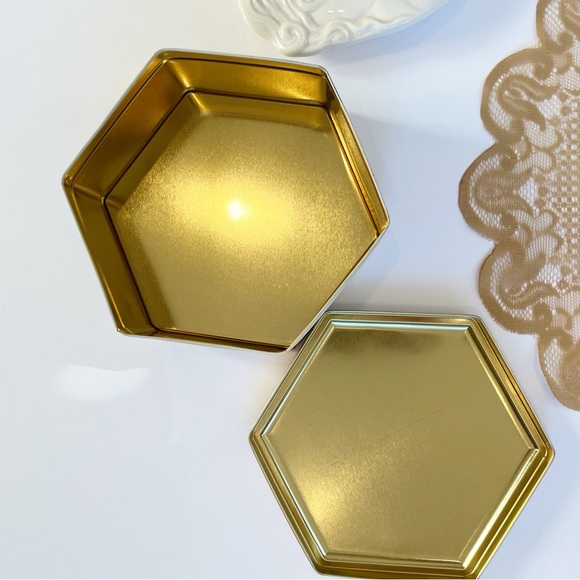 Vintage Vanity/Altar Set - Picture 6 of 8